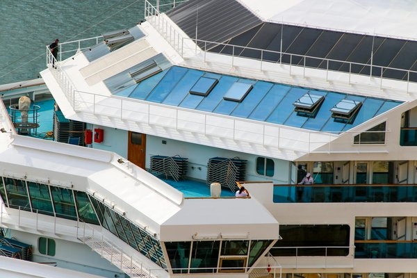 Où pratiquer le snorkeling au milieu des raies manta à Hawaii ?
